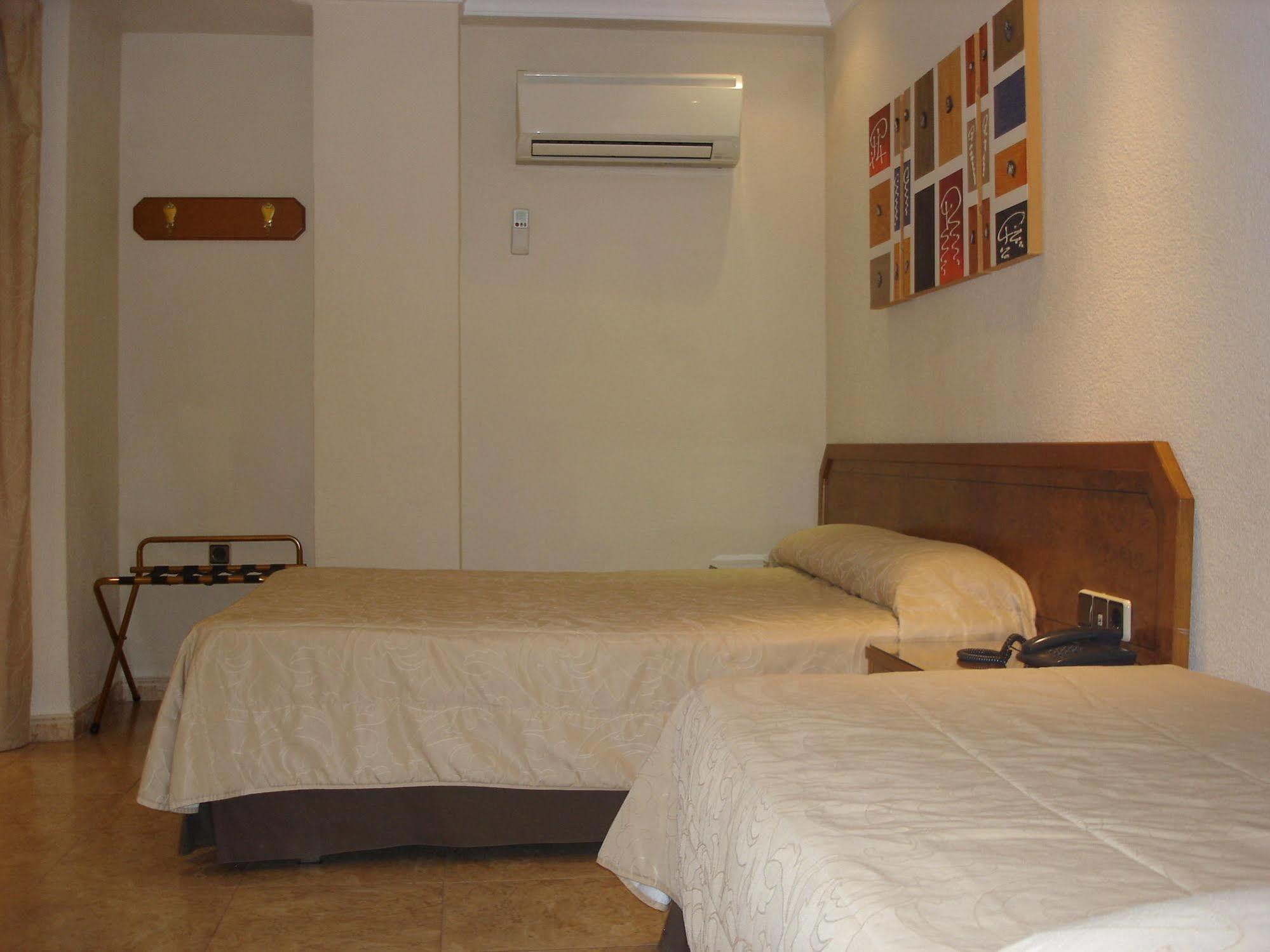 Hostal Moreno Silla Εξωτερικό φωτογραφία
